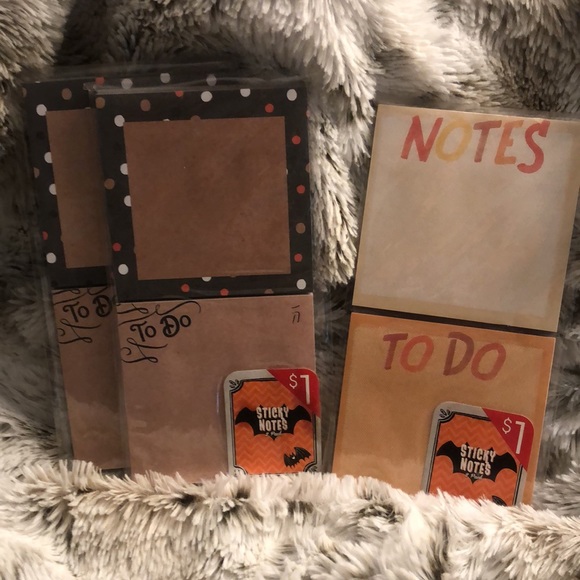 Assorted bundle of Holiday theme list pads&notes - Picture 5 of 8